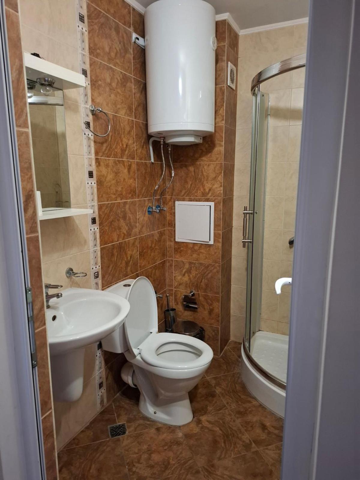 Апартаменти Тарантула Slăntjev Brjag Exteriör bild